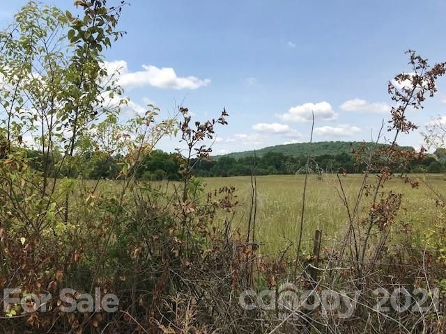 0000 Loray Farm Rd, Dallas, NC 28034