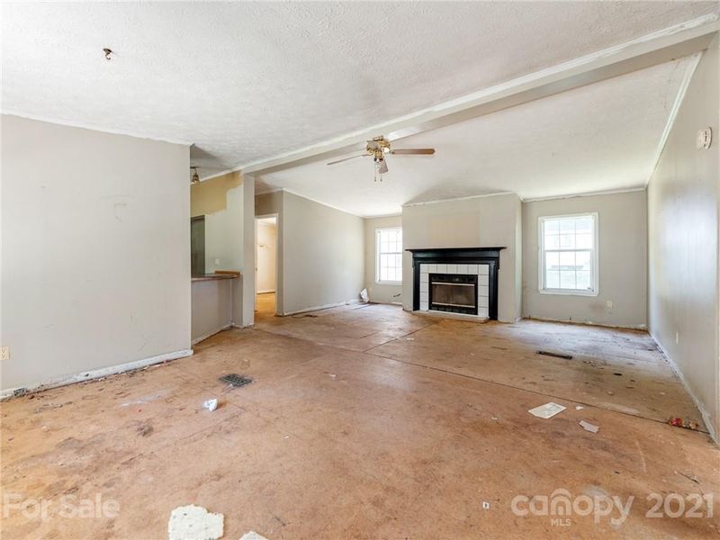 2317 Hicklin Bridge Rd, Edgemoor, SC 29712