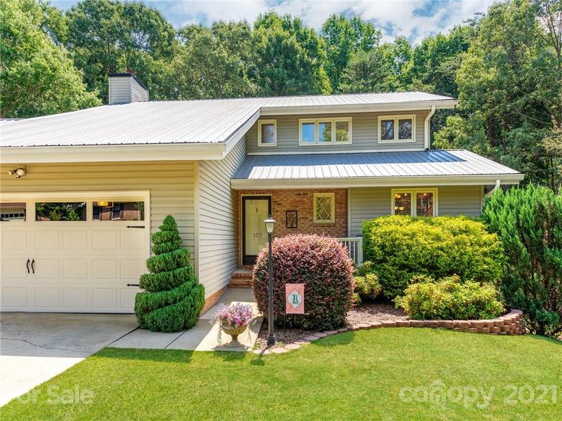 105 Springwood Ln, Stanley, NC 28164