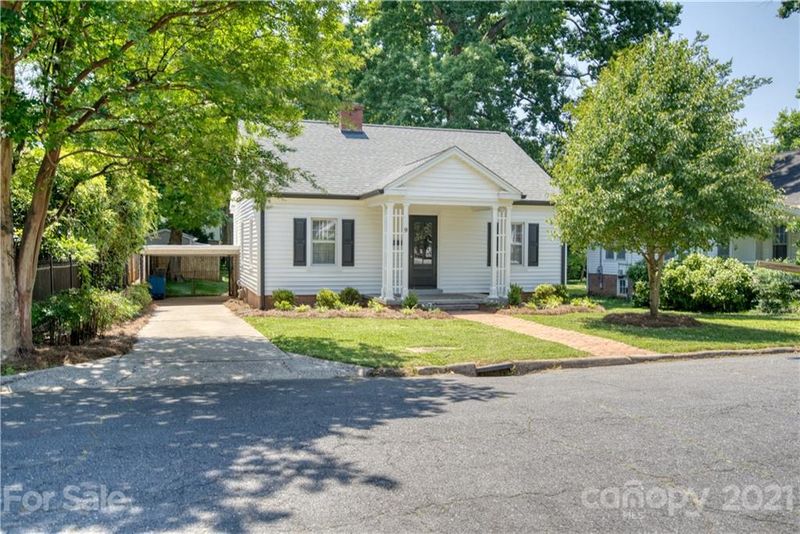9 Cedar St, Belmont, NC 28012