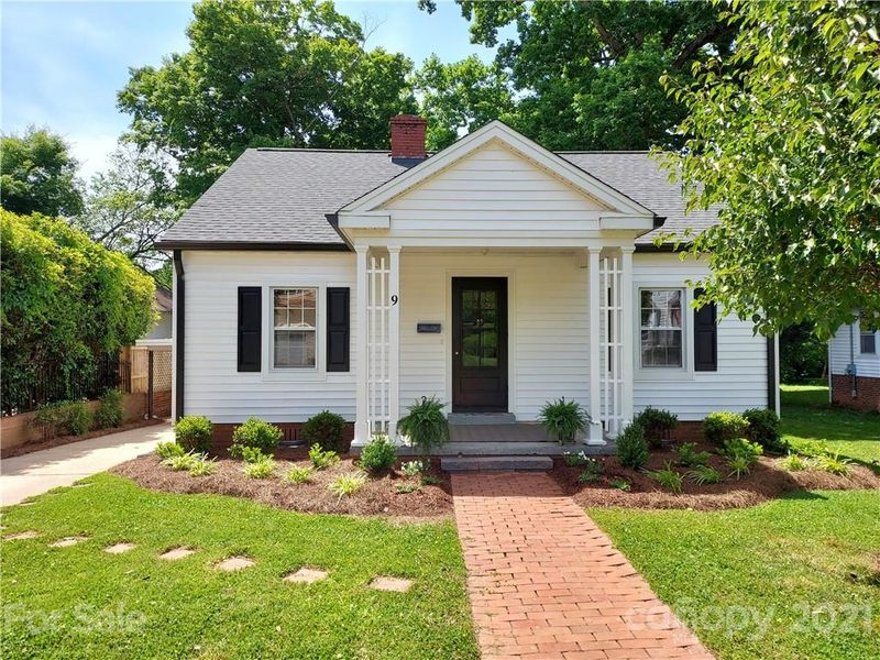 9 Cedar St, Belmont, NC 28012
