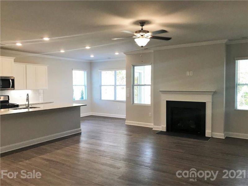 5153 Helmsworth Dr, Waxhaw, NC 28173
