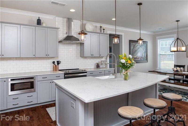 813 Sassafras Green Dr, Clover, SC 29710