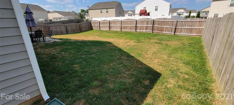 2842 Tall Oaks Dr, Dallas, NC 28034