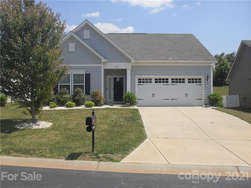 735 Longford Dr, Gastonia, NC 28056