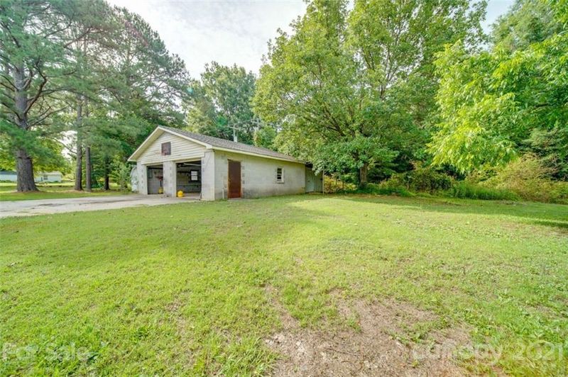 645 Stamie Dr, Chester, SC 29706
