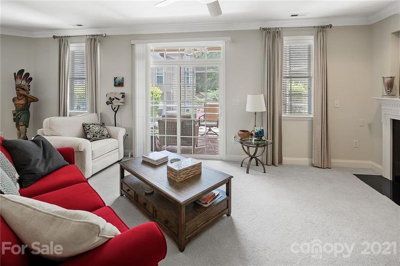 8649 Edinburgh Square Dr #111, Cornelius, NC 28031