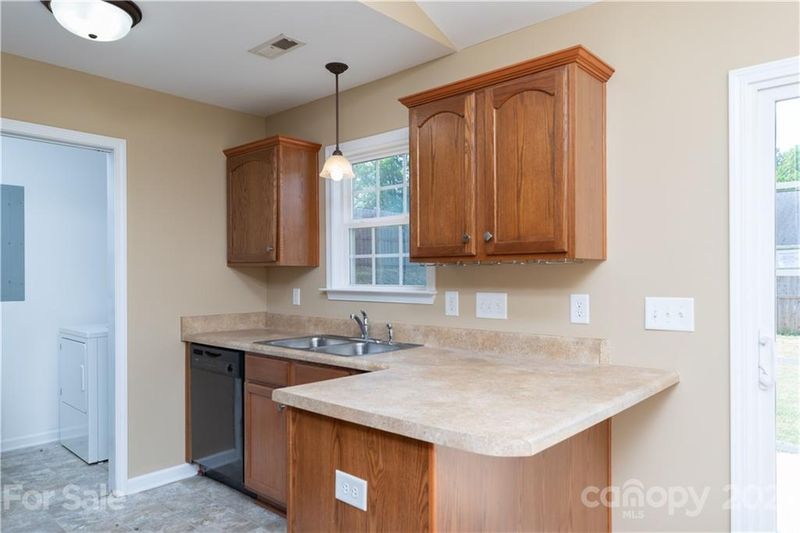 4237 Cornelia Ln, Rock Hill, SC 29732