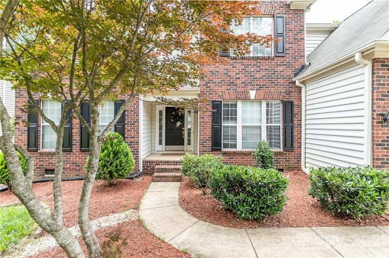 129 Creekside Dr, Fort Mill, SC 29715
