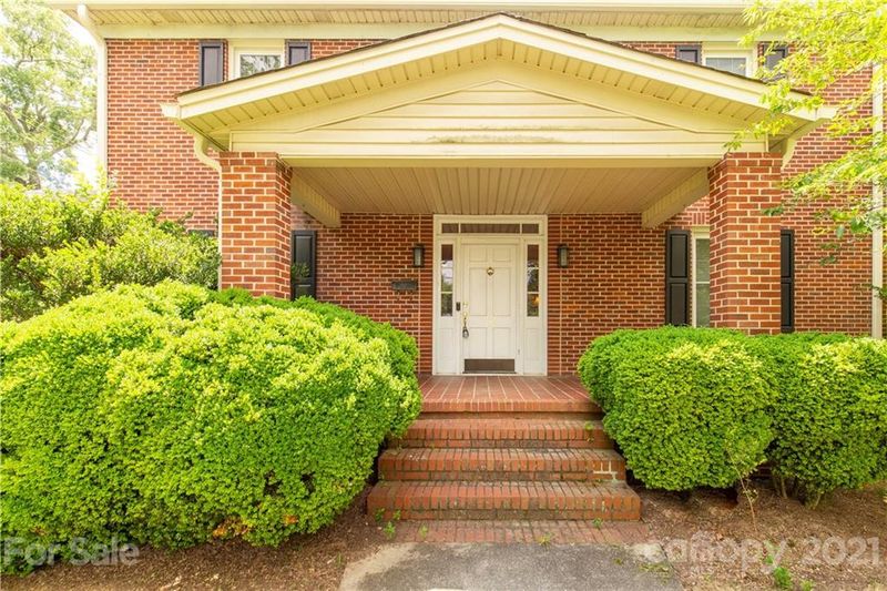 141 Saluda St, Chester, SC 29706