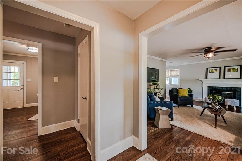 1121 Seneca Pl, Charlotte, NC 28210