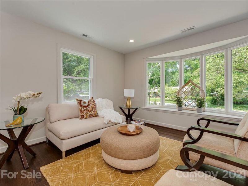326 Cooper Dr, Charlotte, NC 28210