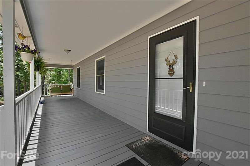 1300 Loblolly Ln, Clover, SC 29710