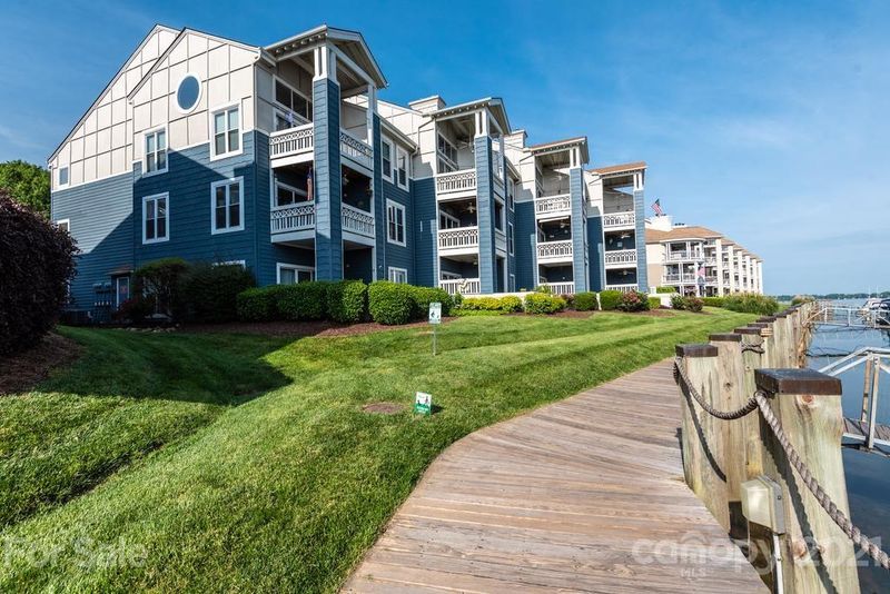 18673 Vineyard Point Ln #59, Cornelius, NC 28031