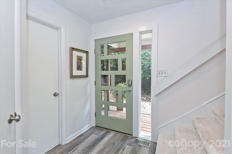 9009 Cebu Ct, Tega Cay, SC 29708
