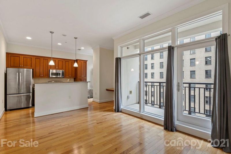230 Tryon St #705, Charlotte, NC 28202
