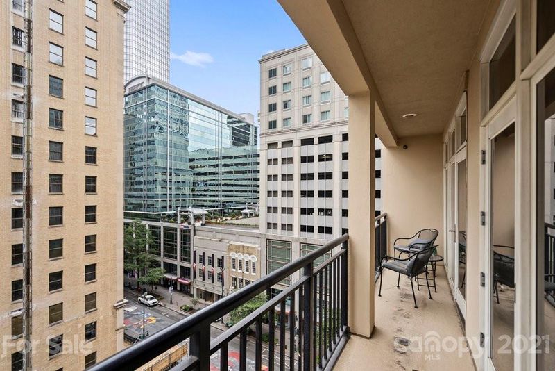 230 Tryon St #705, Charlotte, NC 28202
