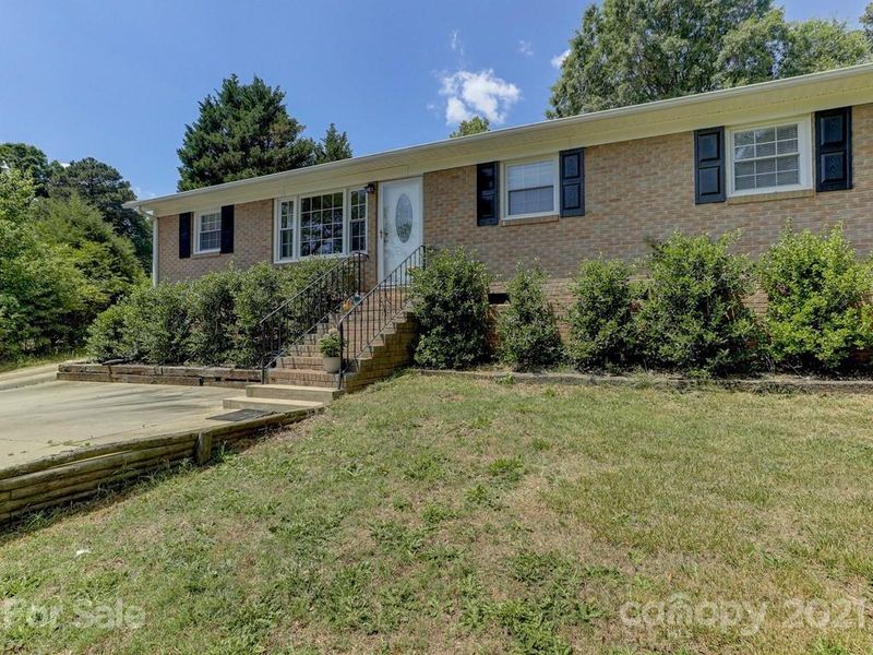 281 S Sutton Rd, Fort Mill, SC 29708