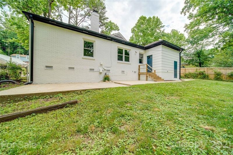 3320 Denson Pl, Charlotte, NC 28215