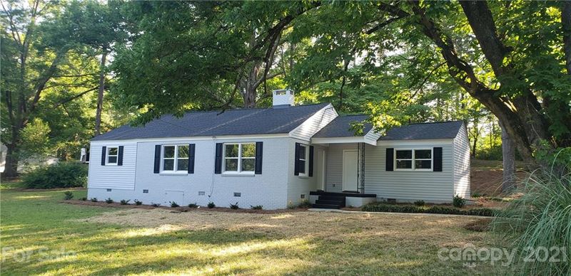1566 Winthrop Ave, Lancaster, SC 29720