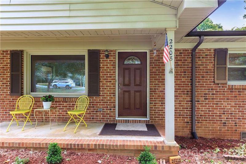 2208 Grandhaven Dr, Concord, NC 28027