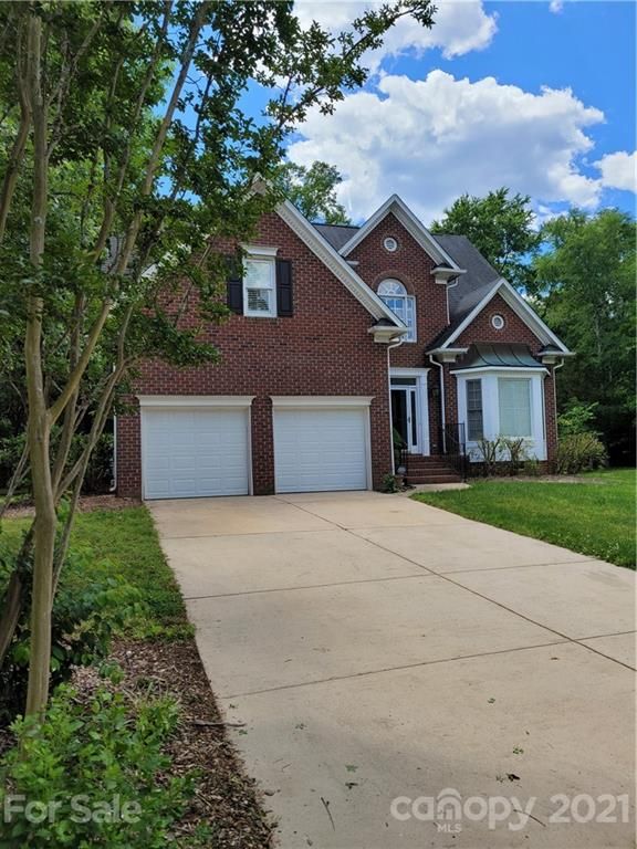 12306 Lazy Oak Ln, Charlotte, NC 28273