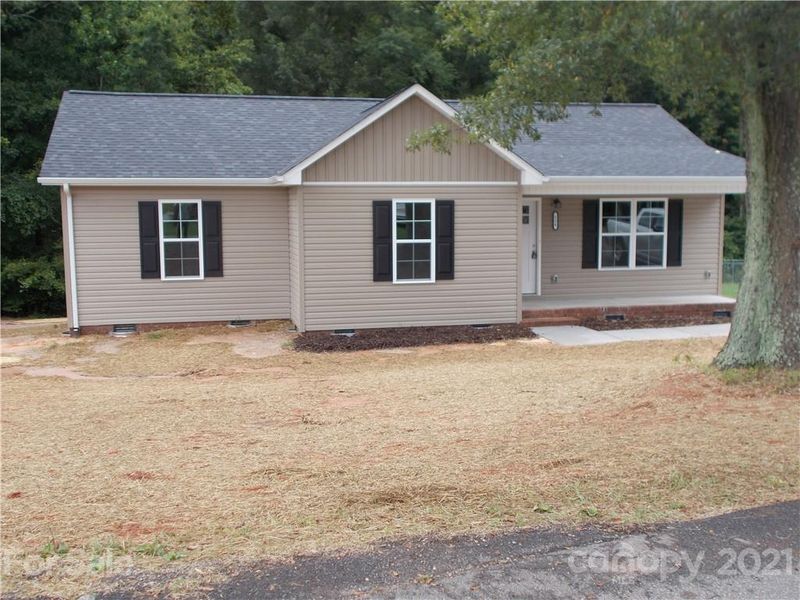 116 Carpenter St, Lincolnton, NC 28092