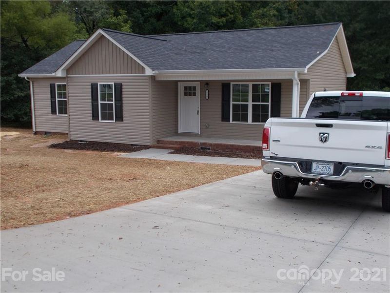 116 Carpenter St, Lincolnton, NC 28092