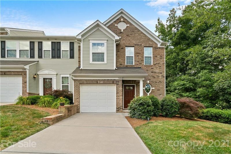 7204 Gallery Pointe Ln, Charlotte, NC 28269