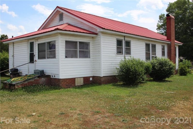 5489 E Highway 27 Hw E, Iron Station, NC 28080