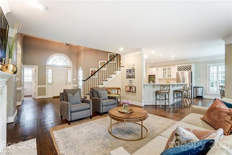 18708 Greyton Ln, Davidson, NC 28036