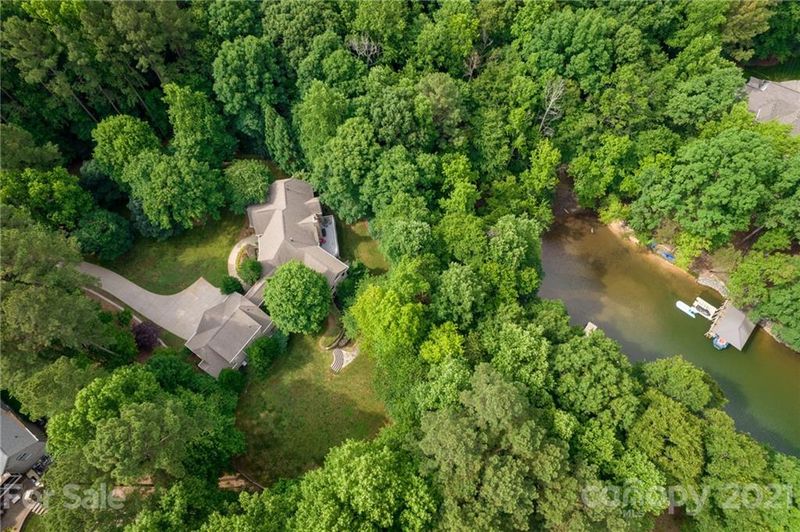 2320 Bluestone Ct, Sherrills Ford, NC 28673