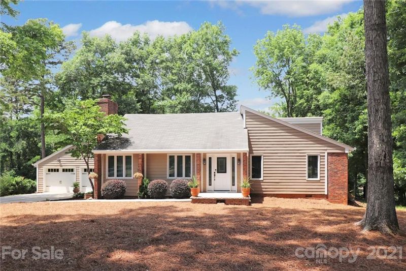 7211 Colleton Pl, Charlotte, NC 28270