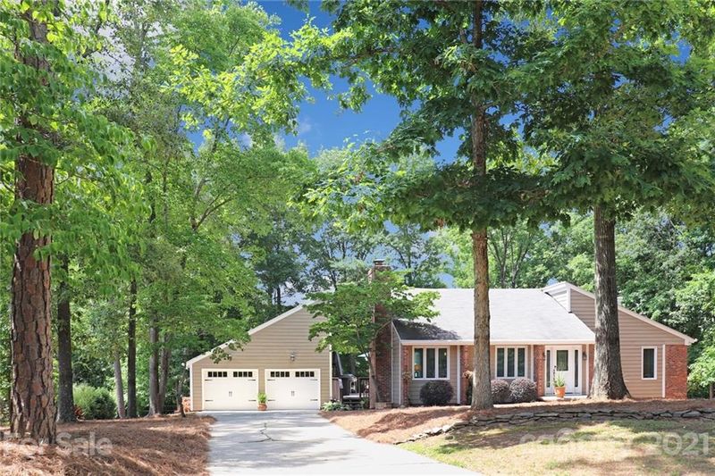 7211 Colleton Pl, Charlotte, NC 28270