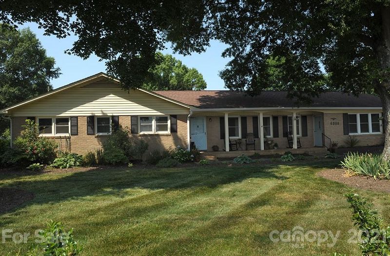 6388 Morehead Rd, Harrisburg, NC 28075