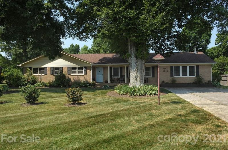6388 Morehead Rd, Harrisburg, NC 28075