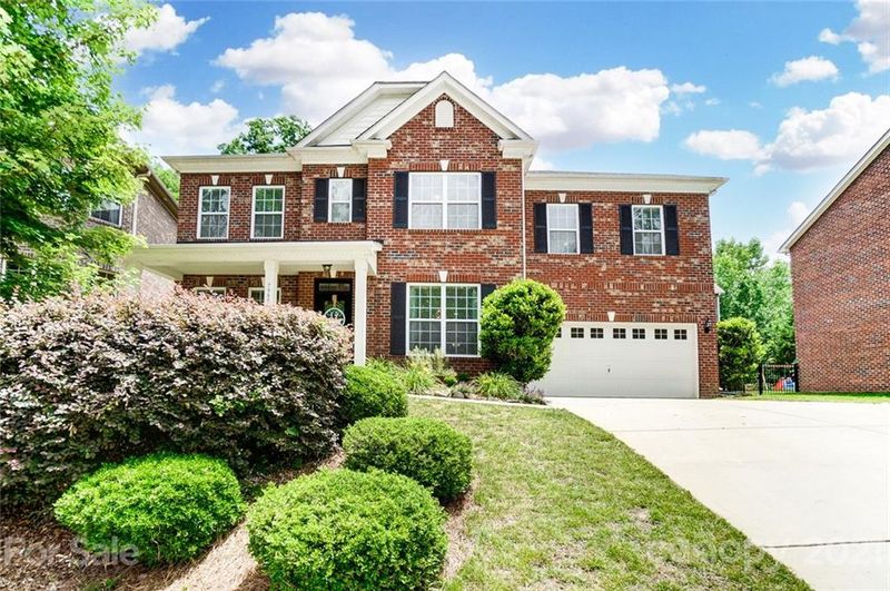 7950 Rolling Creek Ct, Charlotte, NC 28270
