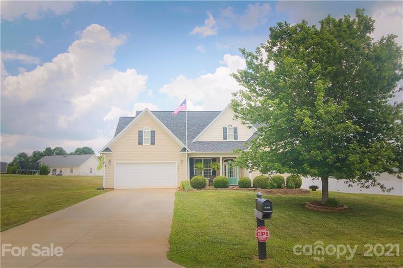 205 Oak Brook Ln, Gaffney, SC 29341
