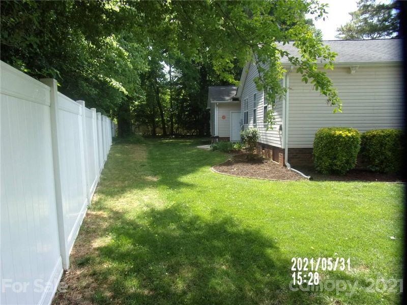 2363 Wednesbury Ct, Kannapolis, NC 28083