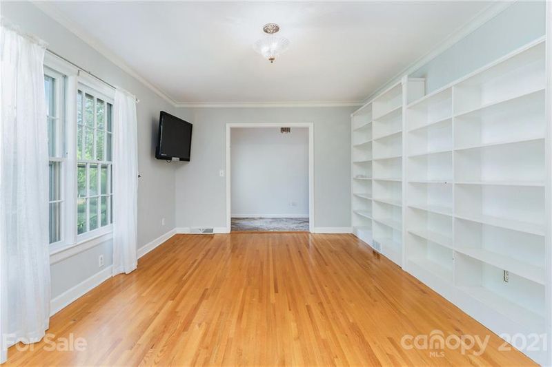1231 Redcoat Dr, Charlotte, NC 28211