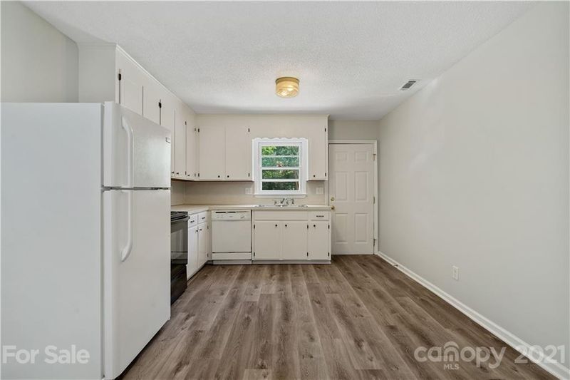 817 Pine Terrace Dr, Rock Hill, SC 29730