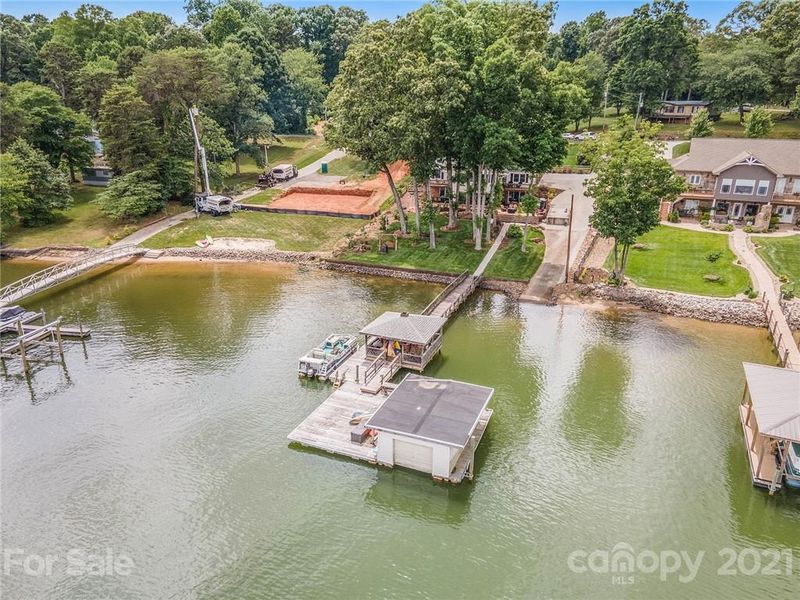 3838 Landmark Dr, Sherrills Ford, NC 28673