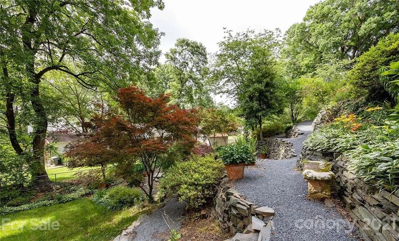 322 Brandywine Rd #27, Charlotte, NC 28209