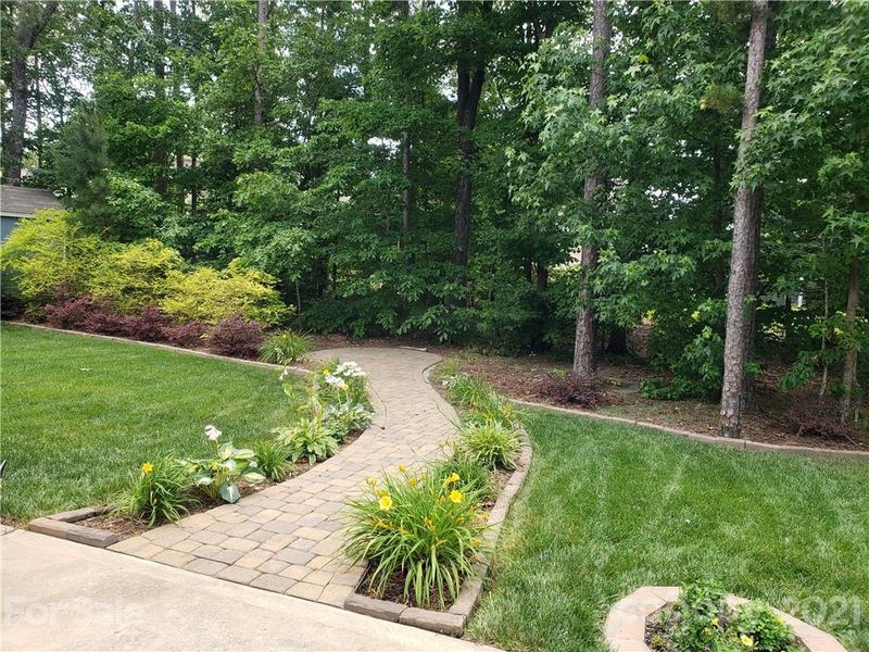 2013 Dunwoody Dr, Indian Trail, NC 28079