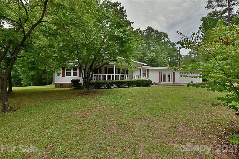 2385 Continental Dr, Lancaster, SC 29720