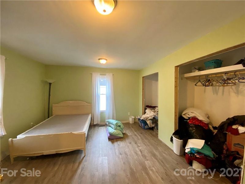 19 2nd St, Cramerton, NC 28032