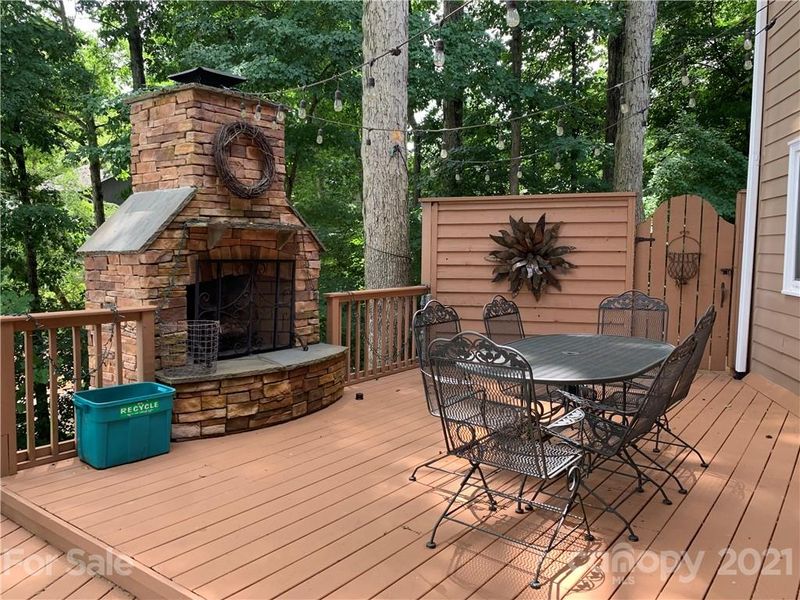 8034 Windjammer Dr, Tega Cay, SC 29708