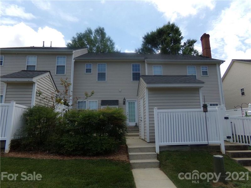 18649 Oakhurst Blvd, Cornelius, NC 28031