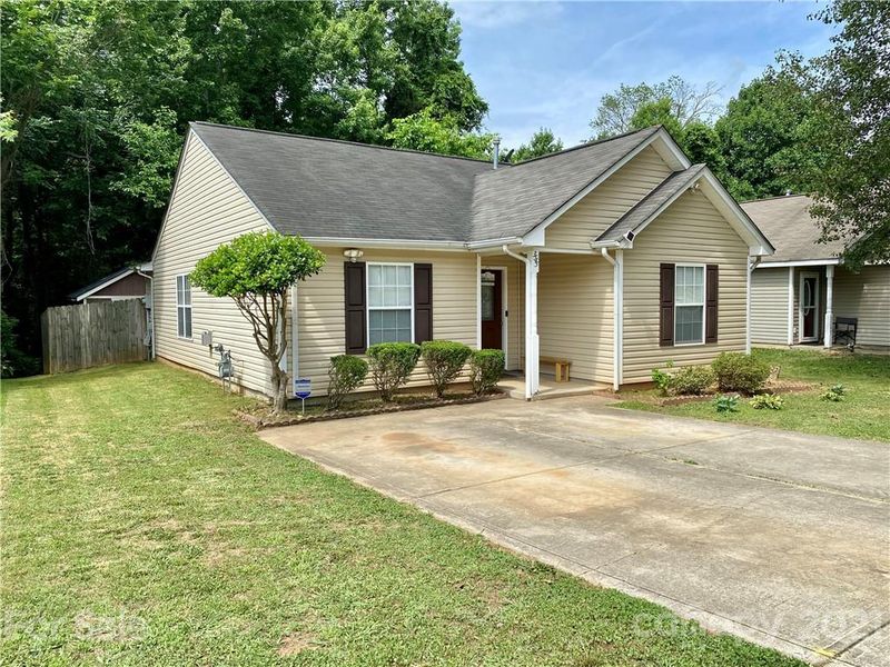 3545 Nevin Brook Rd, Charlotte, NC 28269