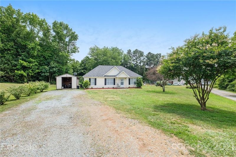 6008 Windsong Way, Wingate, NC 28174